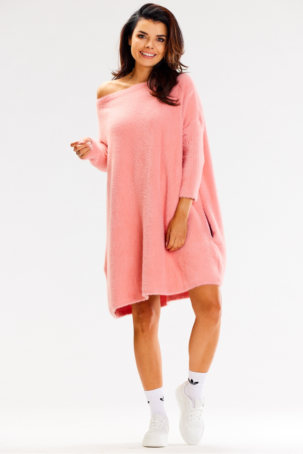 Sweter Damski Model A618 Pink - awama — zdjęcie 2