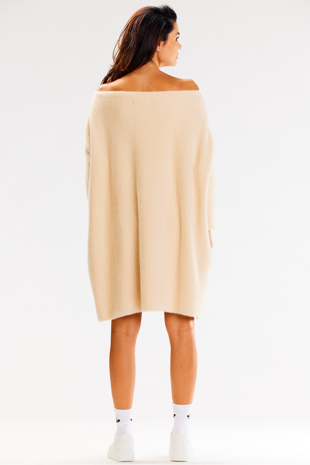Sweter Damski Model A618 Beige - awama — zdjęcie 3