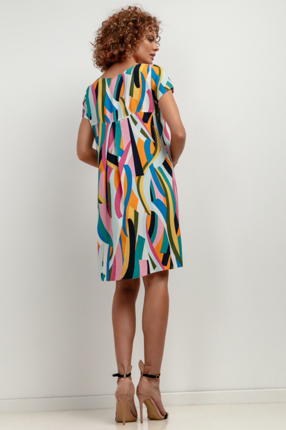 Sukienka Model T409 Kolorowa fala - Tessita — zdjęcie 3