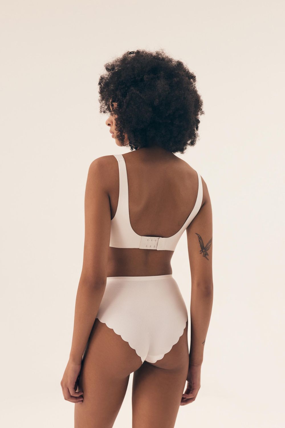 Biustonosz push up Biustonosz Usztywniany Model Bake 42850-02X Wanilia - Henderson — zdjęcie 3