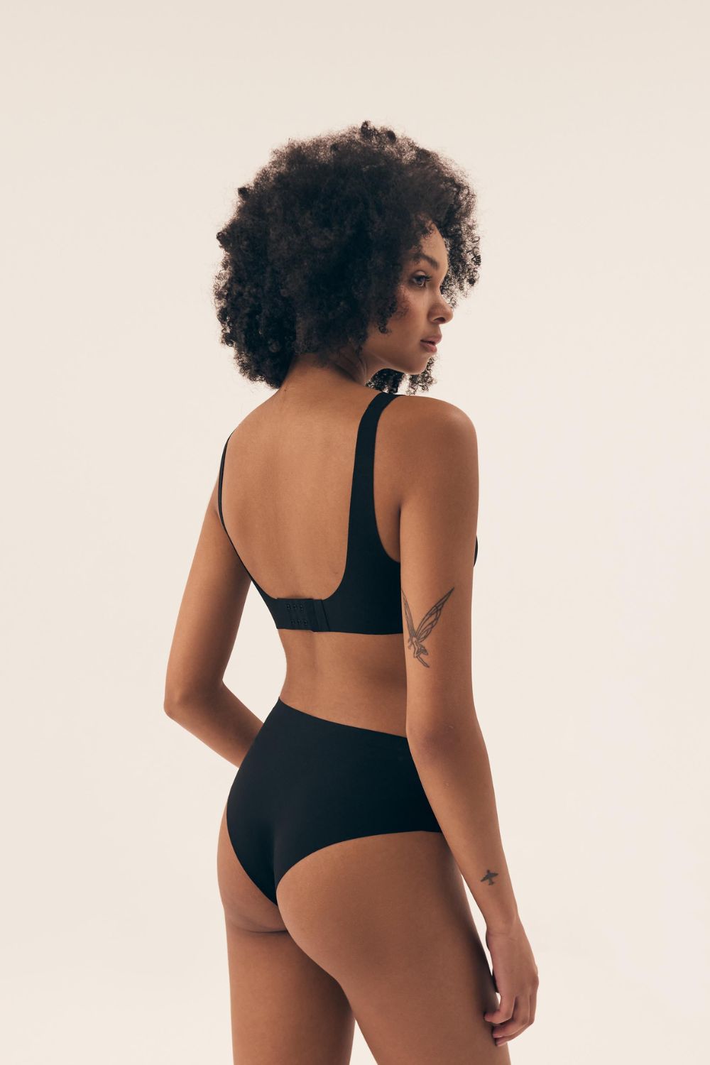 Biustonosz push up Biustonosz Usztywniany Model Bake 42850-99X Black - Henderson — zdjęcie 3