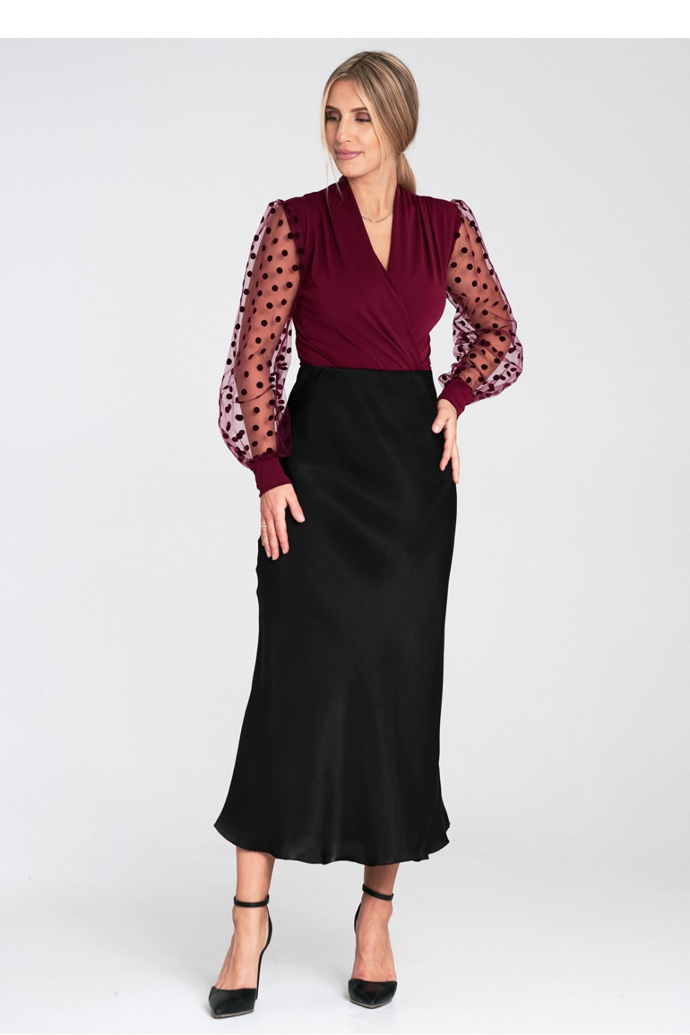 Body Model M1082 Bordo - Figl — zdjęcie 2