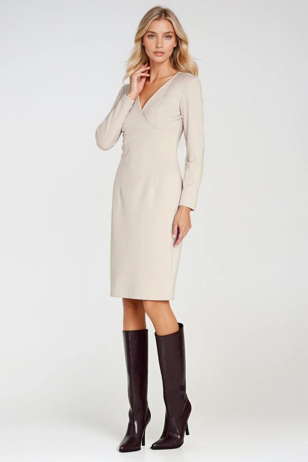 Sukienka z kopertowym dekoltem S276 Beige - Nife — zdjęcie 2