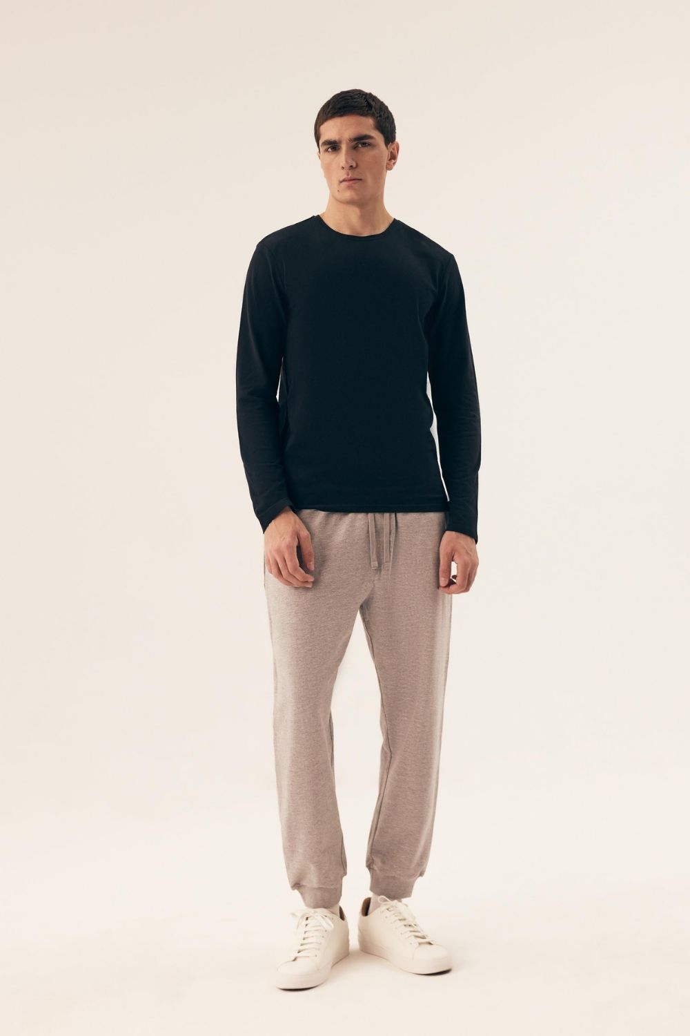 Komplet Podkoszulek Model Move 43000 Black - Henderson — zdjęcie 2