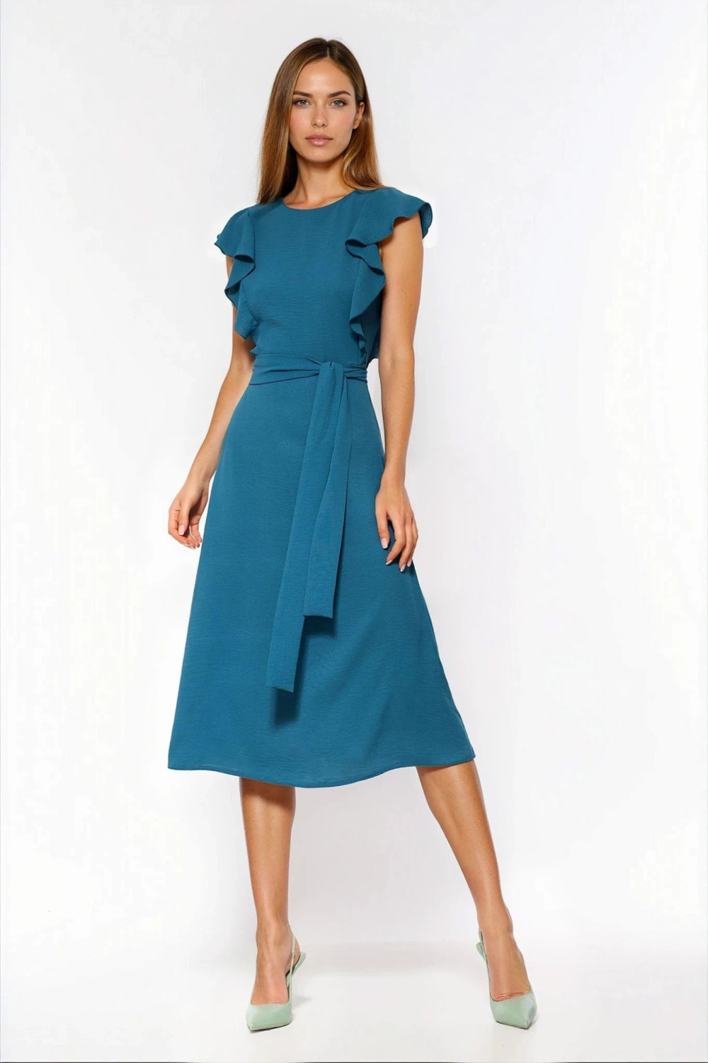 Sukienka Lazurowa sukienka z falbanami na ramionach S278 Lazur - Nife — zdjęcie 2