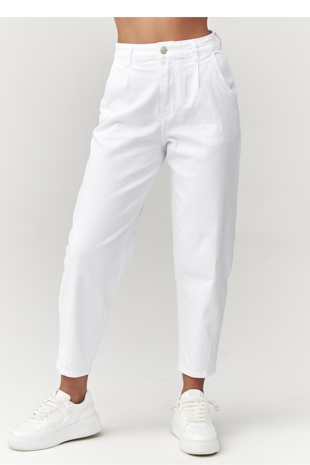 Spodnie Jeansy Damskie Model C31 White - Makadamia