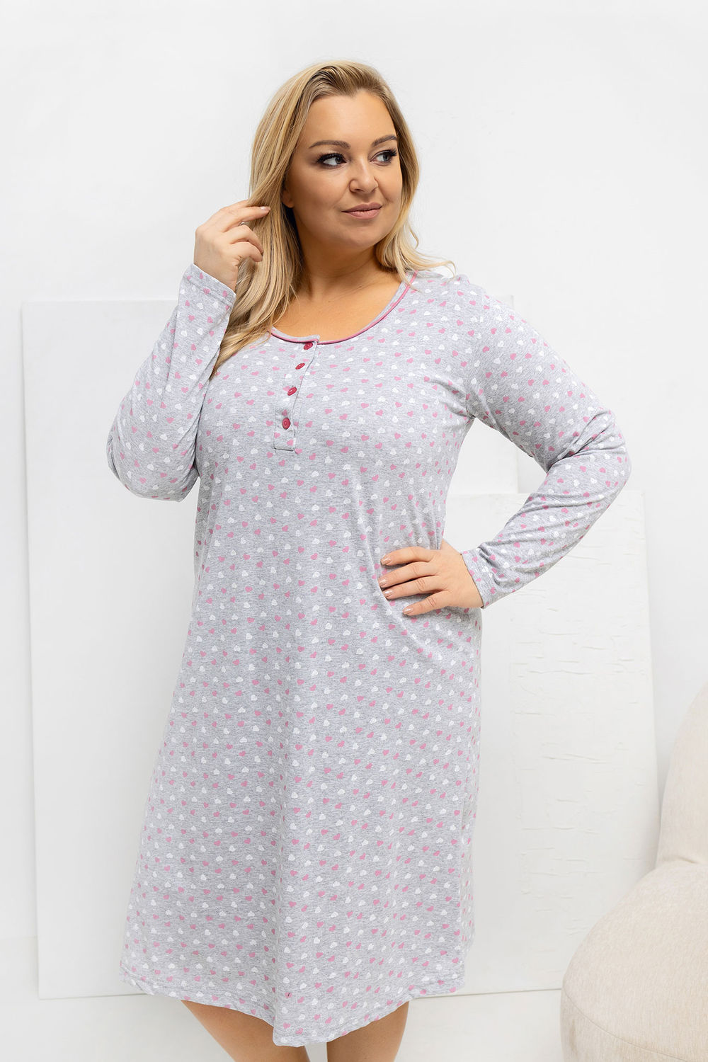 Koszula Nocna Plus Size Model DU-KN-FP-605.69 Grey - Forever Pink