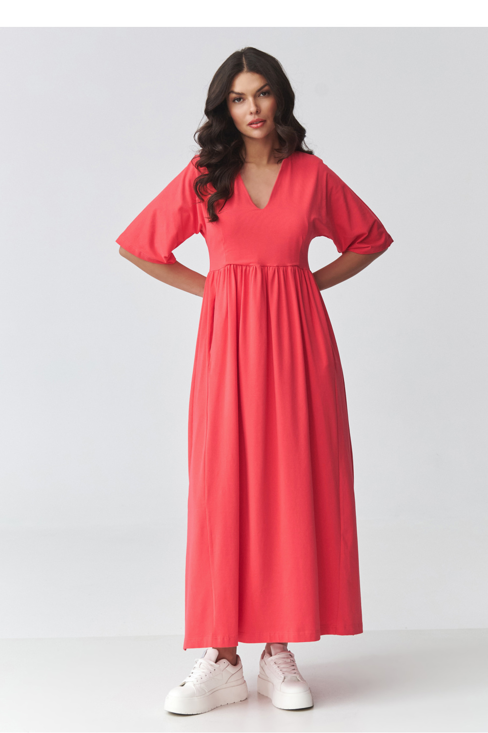 Sukienka Model M933 Coral - Makadamia