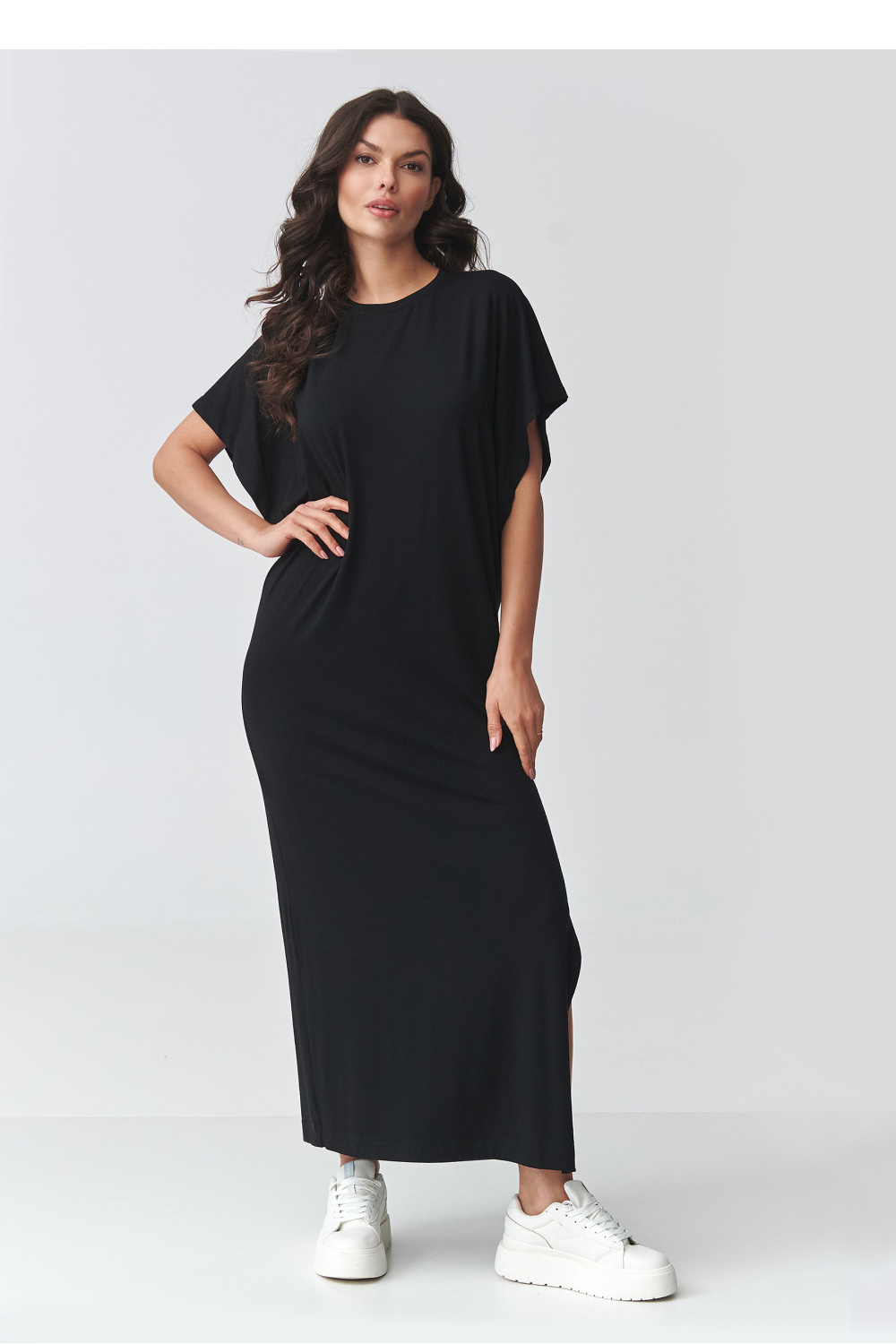 Sukienka Model M927 Black - Makadamia