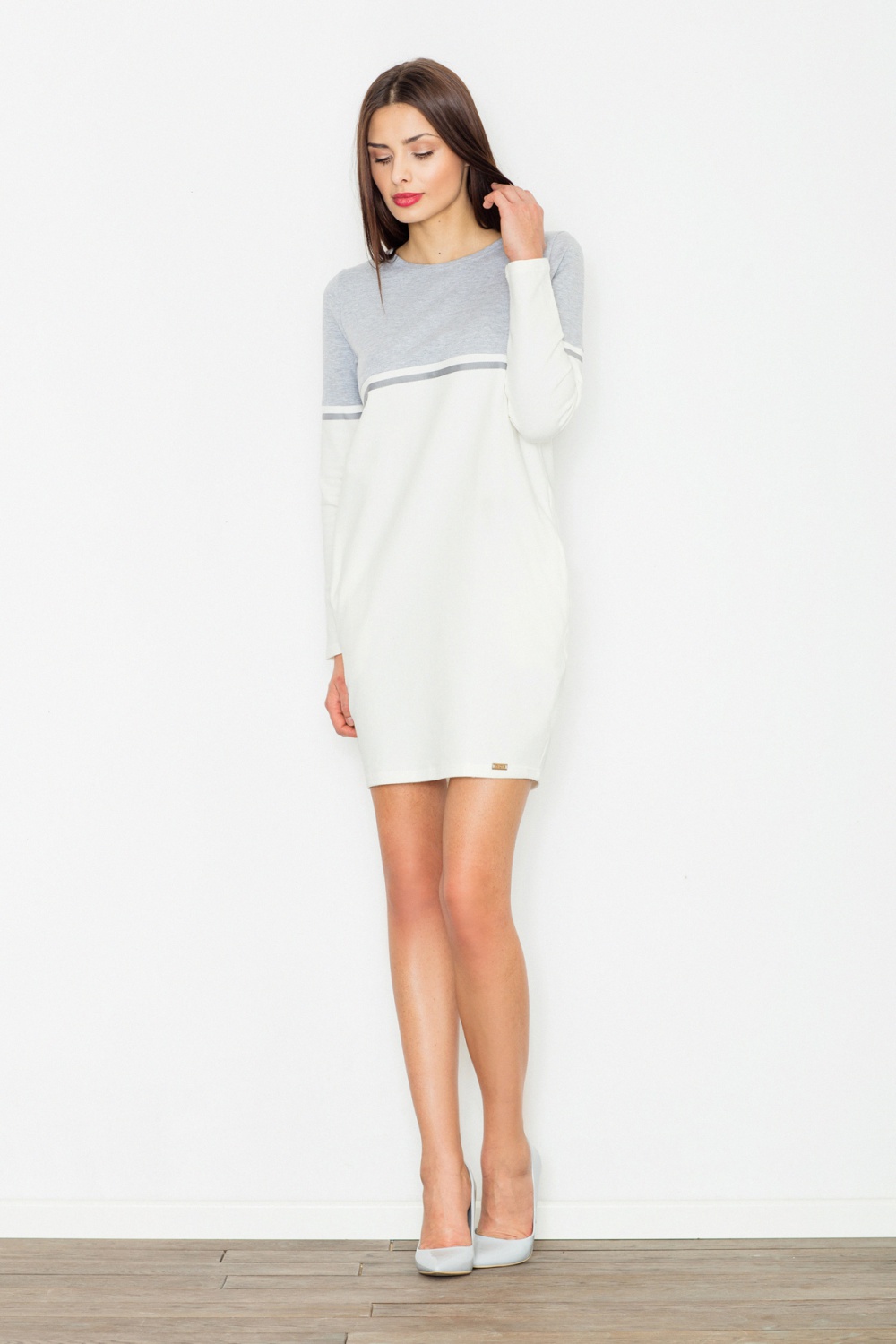 Sukienka Model M510 Grey/Ecru - Figl — zdjęcie 2