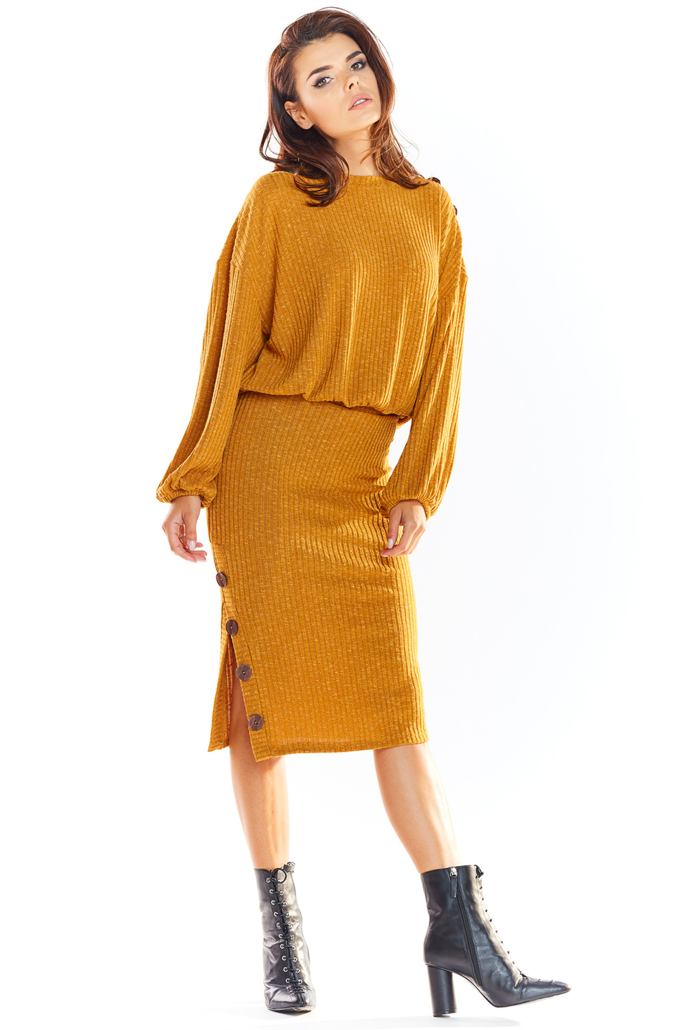 Sweter Damski Model A318 Camel - awama — zdjęcie 2