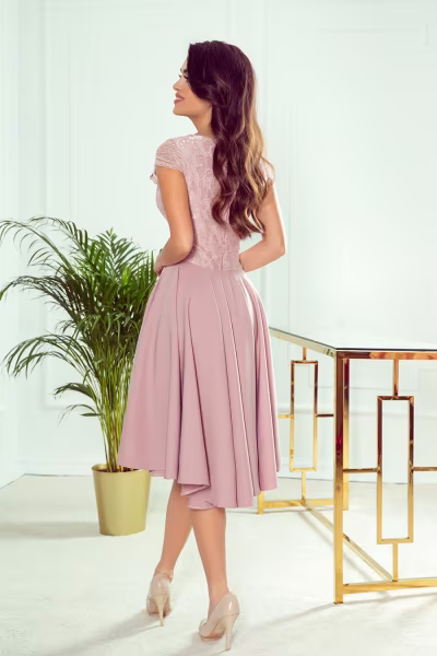 Sukienka Model Patricia 300-1 Powder Pink - Numoco — zdjęcie 3