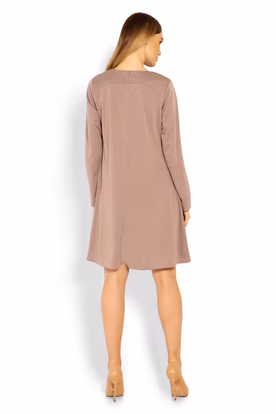 Sukienka Model 1359 Cappuccino - PeeKaBoo — zdjęcie 3