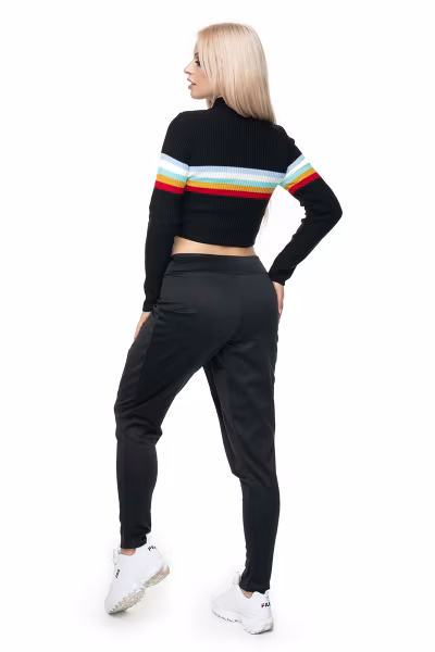 Sweter Damski Model 70015 Black - PeeKaBoo — zdjęcie 3