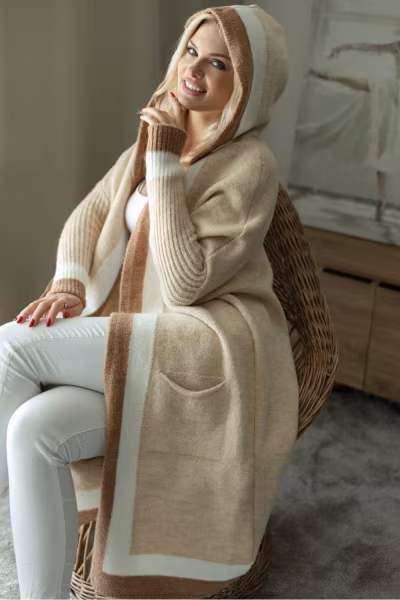 Sweter Kardigan Model 30085 Cream - PeeKaBoo — zdjęcie 2