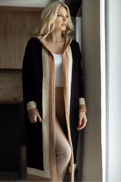 Sweter Kardigan Model 30085 Black - PeeKaBoo — zdjęcie 2