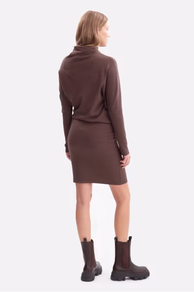 Sukienka Model B309 Brown - BeWear — zdjęcie 3