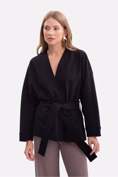 Narzutka Model B297 Black - BeWear — zdjęcie 1