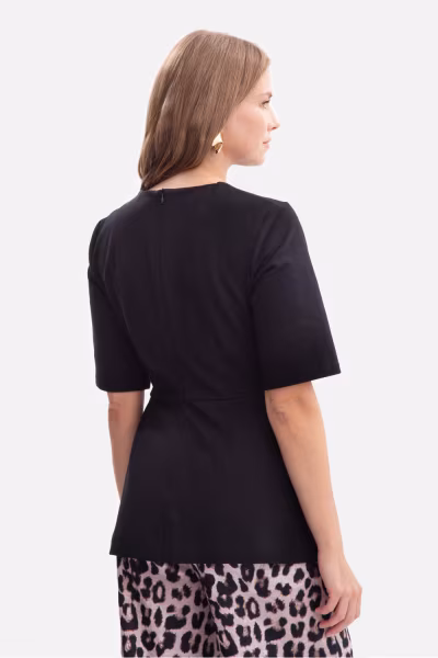 Bluzka Model B305 Black - BeWear — zdjęcie 3
