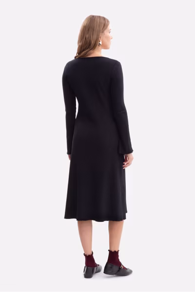 Sukienka Model B308 Black - BeWear — zdjęcie 2