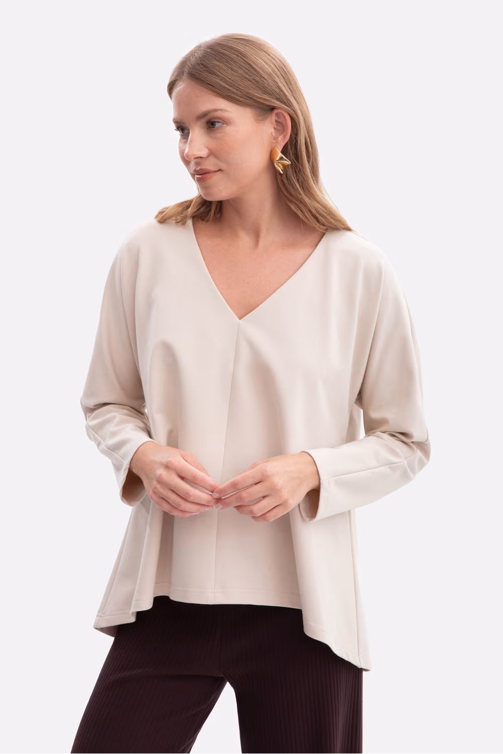 Bluzka Model B304 Piasek - BeWear