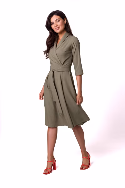 Sukienka Model B255 Oliwka - BeWear — zdjęcie 1