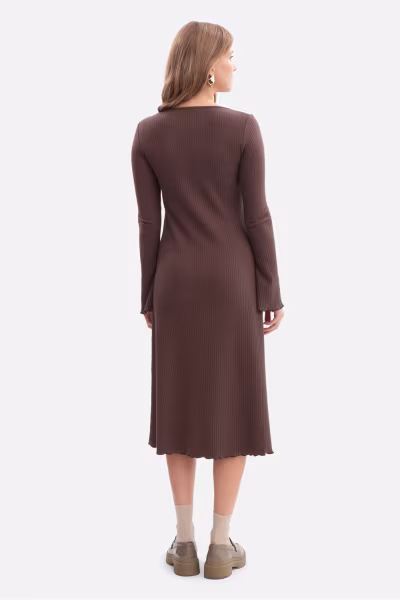 Sukienka Model B308 Brown - BeWear — zdjęcie 2