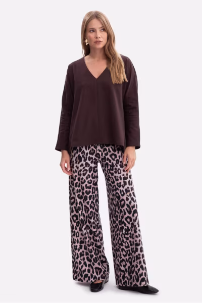 Bluzka Model B304 Gorzka Czekolada - BeWear — zdjęcie 2