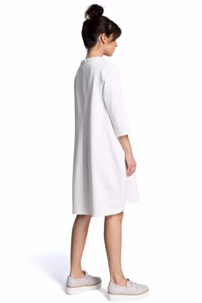 Sukienka Model B070 Ecru - BeWear — zdjęcie 2