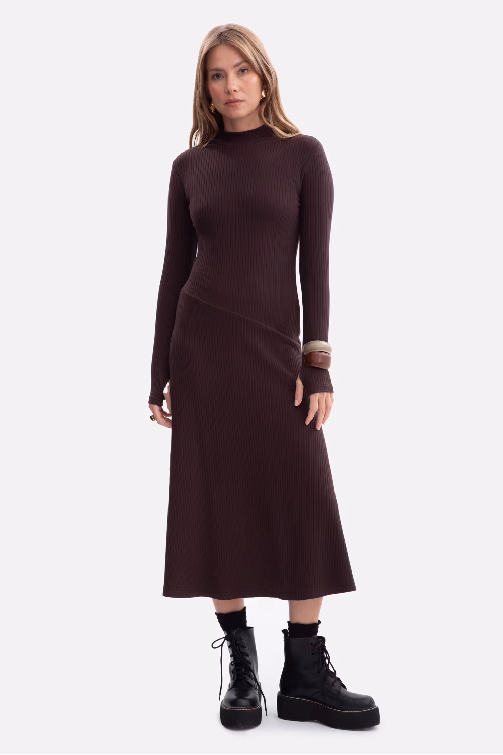 Sukienka Model B299 Czekolada - BeWear
