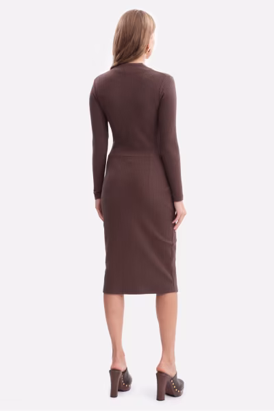 Sukienka Model B307 Brown - BeWear — zdjęcie 2