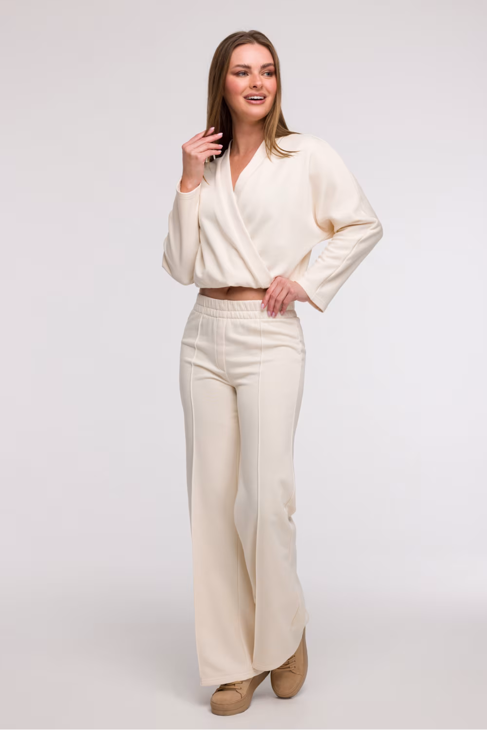 Spodnie Dresowe Model B296 Wanilia - BeWear