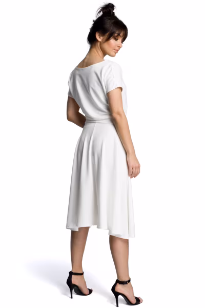 Sukienka Model B067 Ecru - BeWear — zdjęcie 2