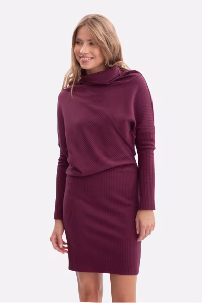 Sukienka Model B309 Śliwka - BeWear — zdjęcie 1
