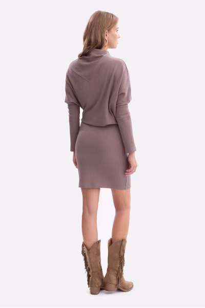 Sukienka Model B309 Cacao - BeWear — zdjęcie 3