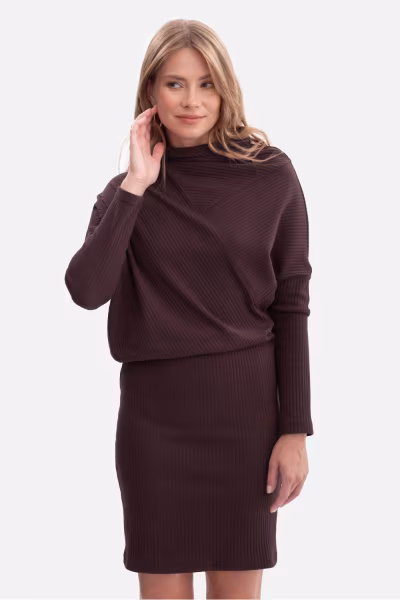 Sukienka Model B309 Gorzka Czekolada - BeWear — zdjęcie 1