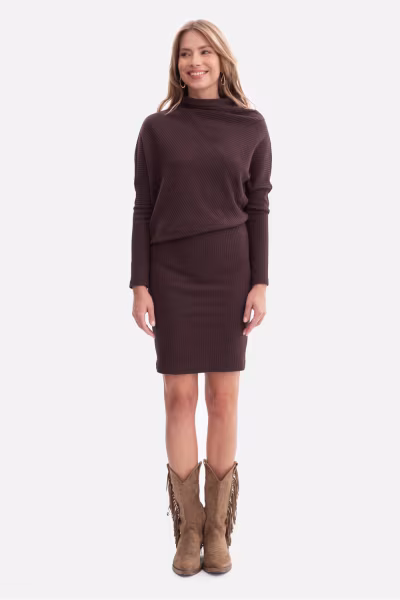 Sukienka Model B309 Gorzka Czekolada - BeWear — zdjęcie 2