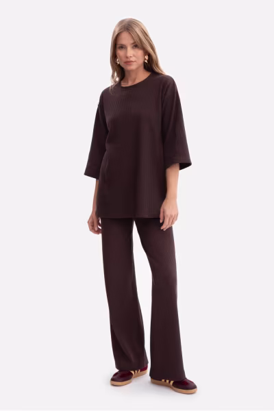 Bluzka Model B301 Gorzka Czekolada - BeWear — zdjęcie 2