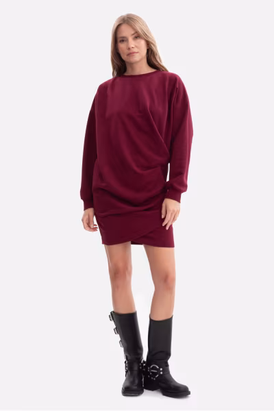 Sukienka Model B298 Burgund - BeWear — zdjęcie 2
