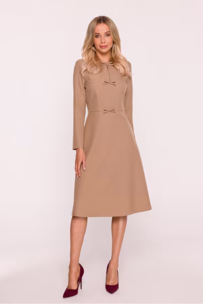 Sukienka Model S413 Beige - Stylove — zdjęcie 2
