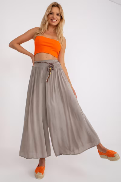 Spodnie Damskie Model TW-SP-BI-81733.14 Dark Beige - Och Bella — zdjęcie 1