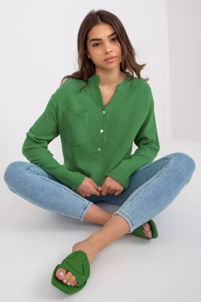 Bluzka Model TW-KS-BI-1144.07 Green - Och Bella — zdjęcie 2