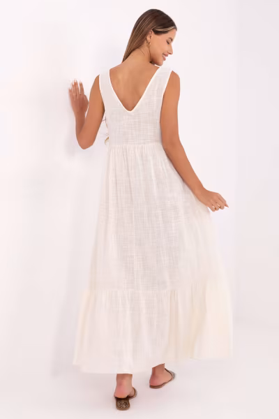 Sukienka Model TW-SK-BI-28007.63 Light Beige - Och Bella — zdjęcie 3