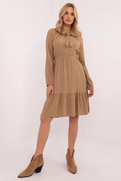 Sukienka Model TW-SK-BI-CB3331.88 Camel - Och Bella — zdjęcie 1