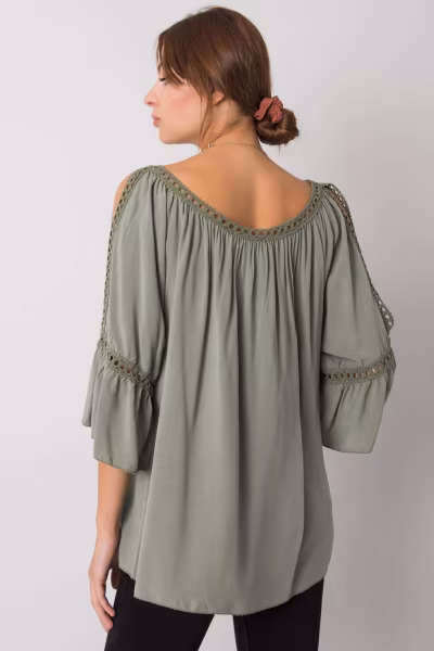 Bluzka Model TW-BZ-BI-82198.46 Khaki - Och Bella — zdjęcie 3