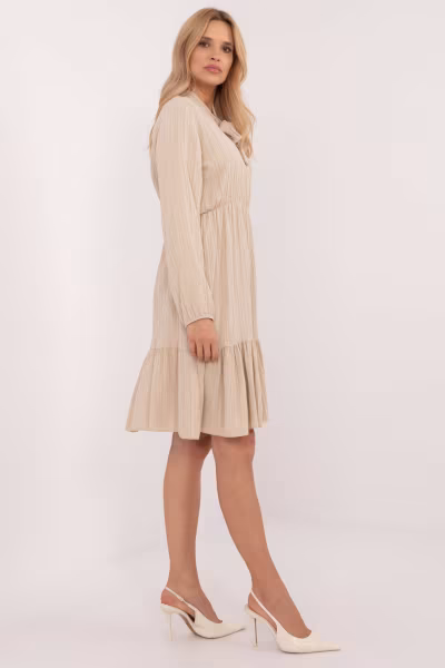 Sukienka Model TW-SK-BI-CB3331.88 Beige - Och Bella — zdjęcie 2