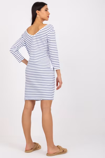 Sukienka Model TW-SK-BL-1010.74 White/Navy - Och Bella — zdjęcie 3
