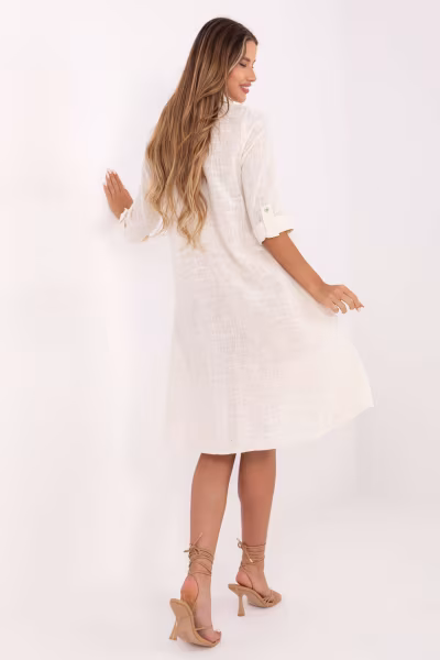 Sukienka Model TW-SK-BI-2021399.54 Light Beige - Och Bella — zdjęcie 3