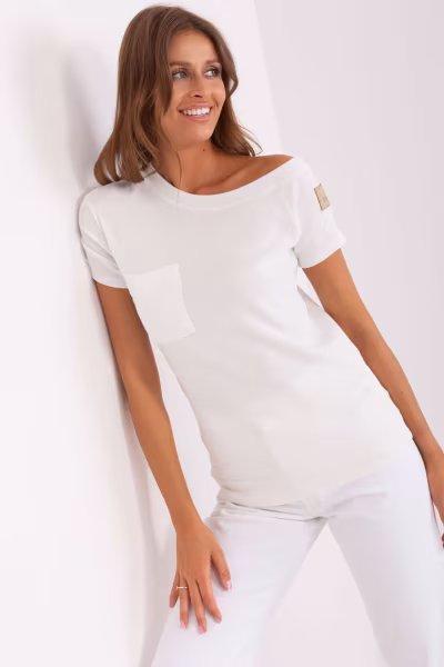 Bluzka Model TW-BZ-OB058.42P Ecru - Och Bella — zdjęcie 1