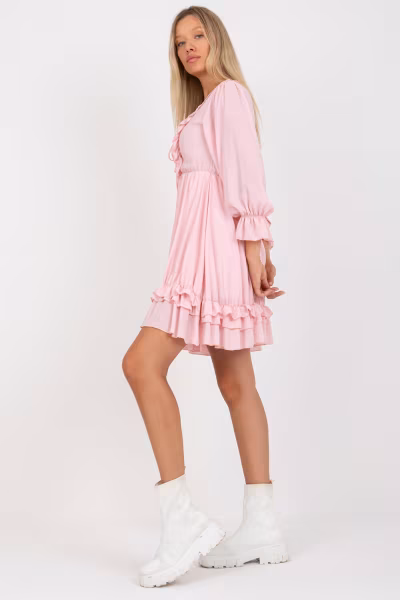 Sukienka Model TW-SK-BI-0761.92 Light Pink - Och Bella — zdjęcie 3